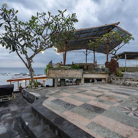 Mushroom Beach Bungalows Nusa Lembongan Exterior foto