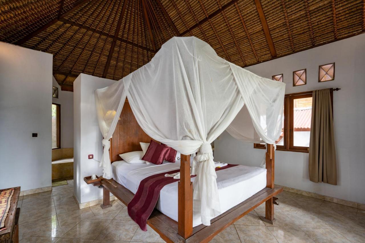 Mushroom Beach Bungalows Nusa Lembongan Exterior foto