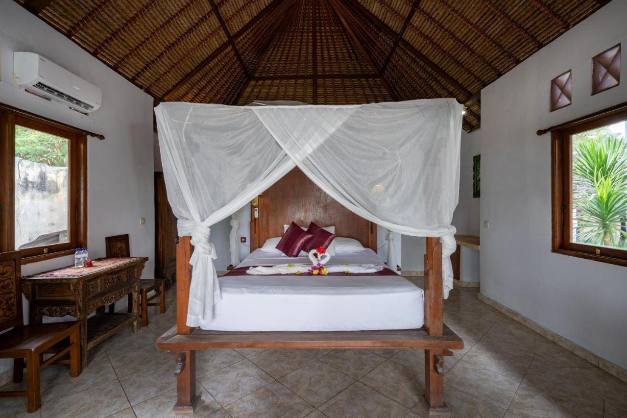 Mushroom Beach Bungalows Nusa Lembongan Exterior foto