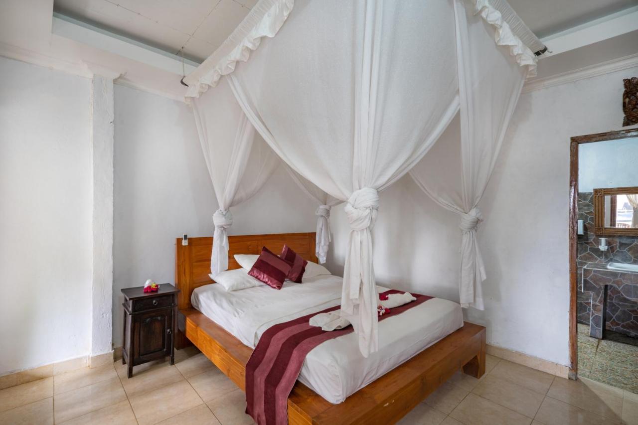 Mushroom Beach Bungalows Nusa Lembongan Exterior foto