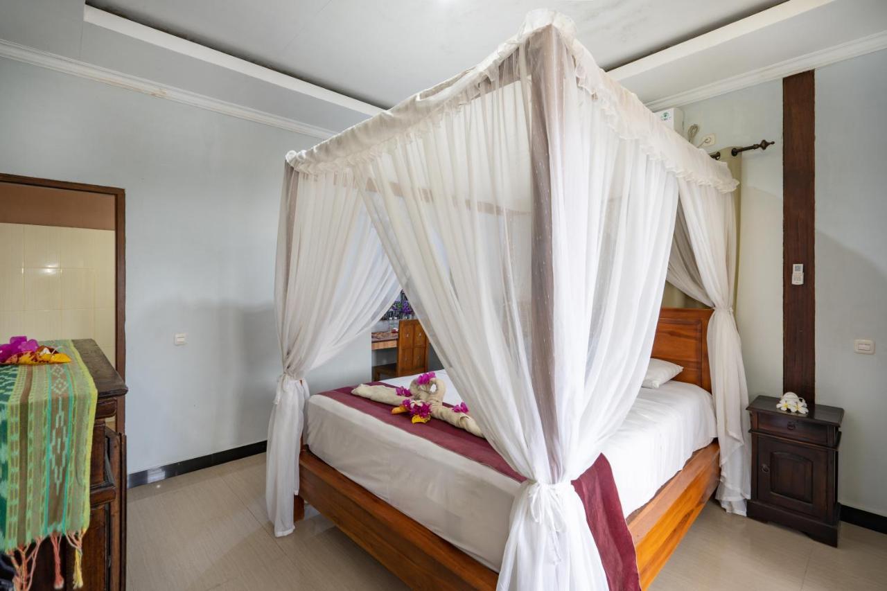 Mushroom Beach Bungalows Nusa Lembongan Exterior foto