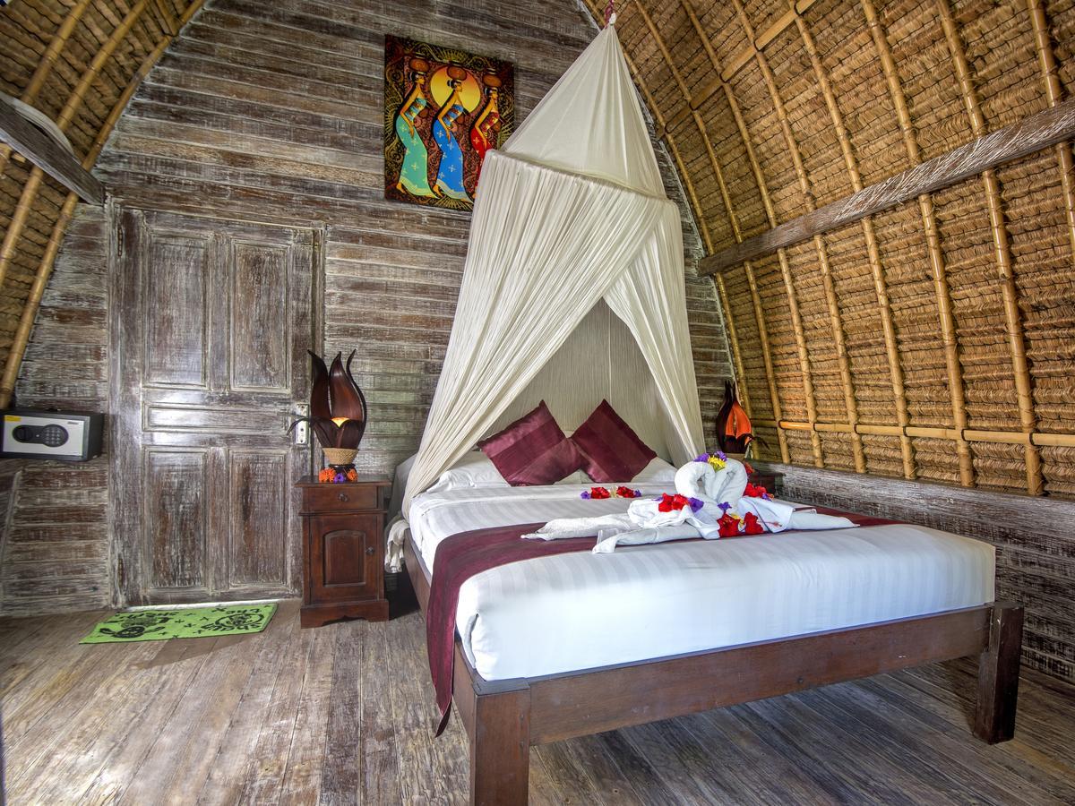 Mushroom Beach Bungalows Nusa Lembongan Exterior foto