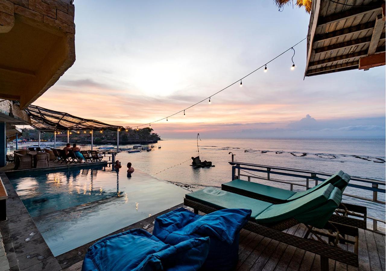 Mushroom Beach Bungalows Nusa Lembongan Exterior foto